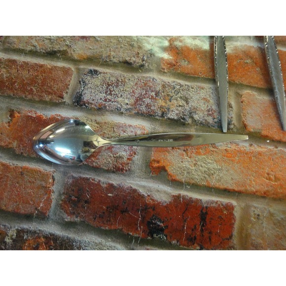 10 lot vintage Community stainless Teaspoon with design - Picture 3 of 4